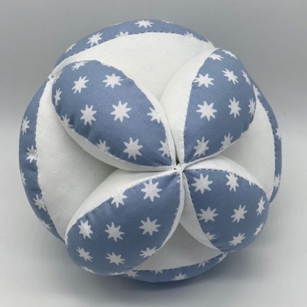 Мячик Такане серо-голубой со звездами