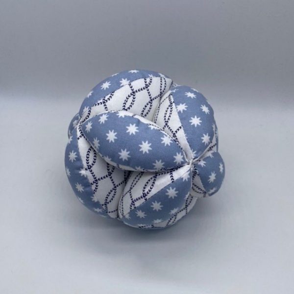 Мячик Такане серо-голубой со звездами и орнаментом